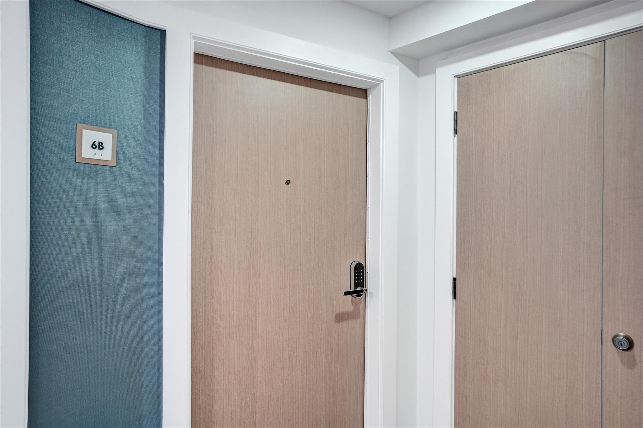 Seasons Condo - Residential