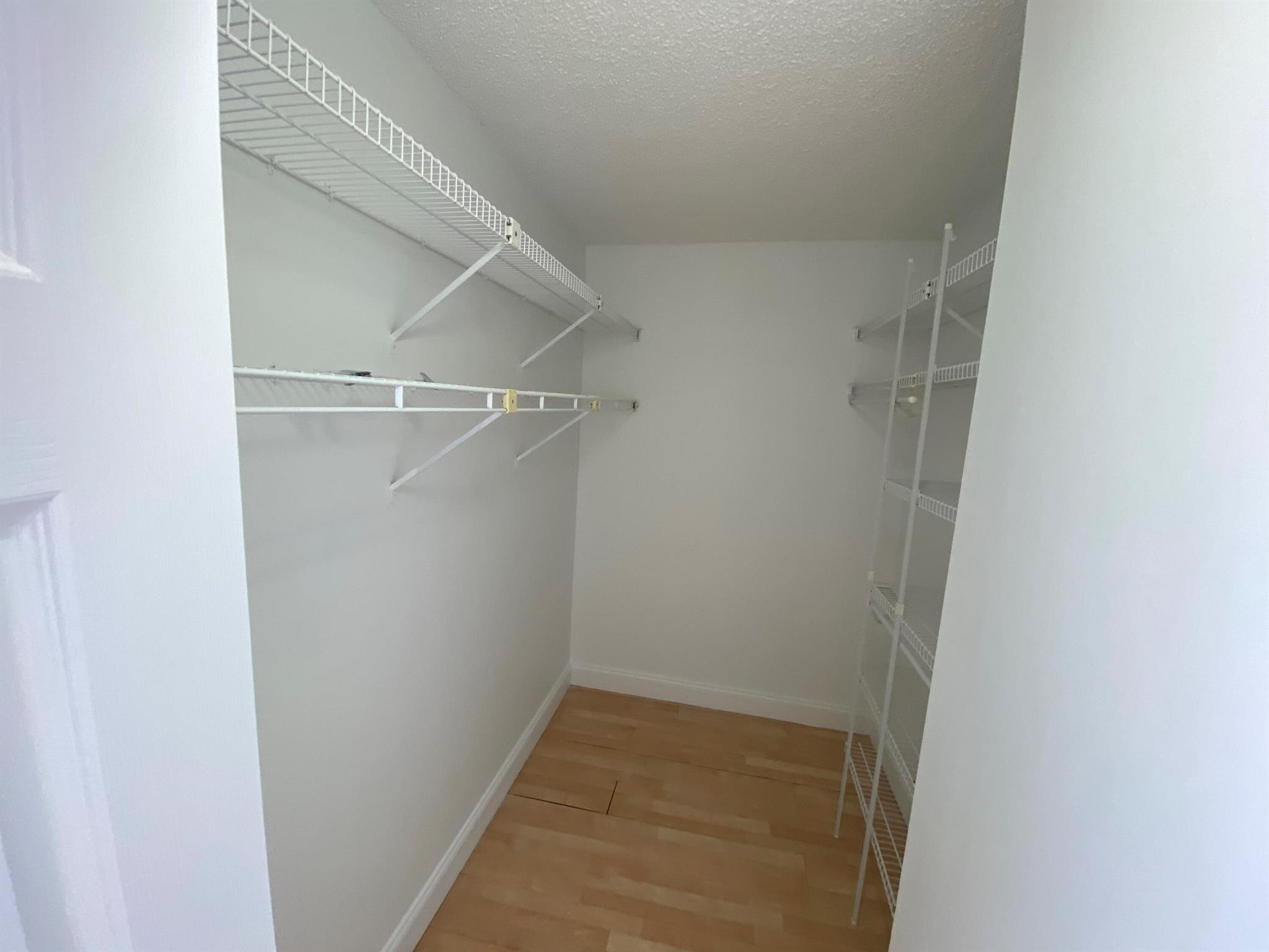 PALM CLUB VILLAGE II COND - Residential Lease