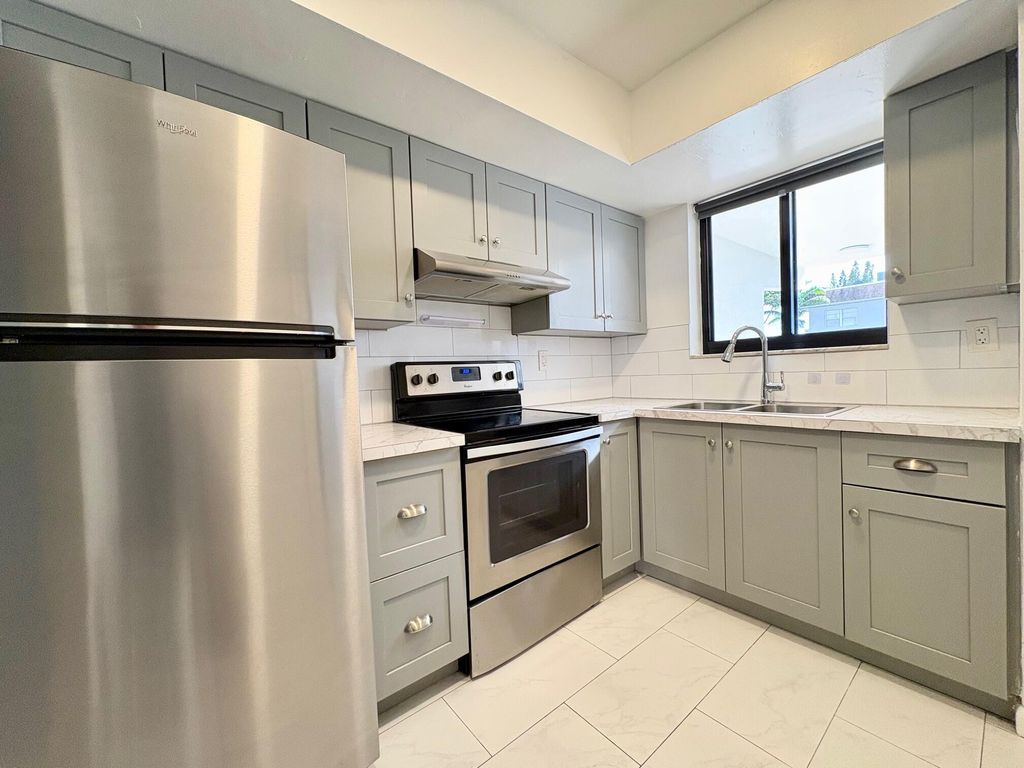 Photo of 305 SE 9th Avenue #8, Pompano Beach, FL 33060 (MLS # R11168134)
