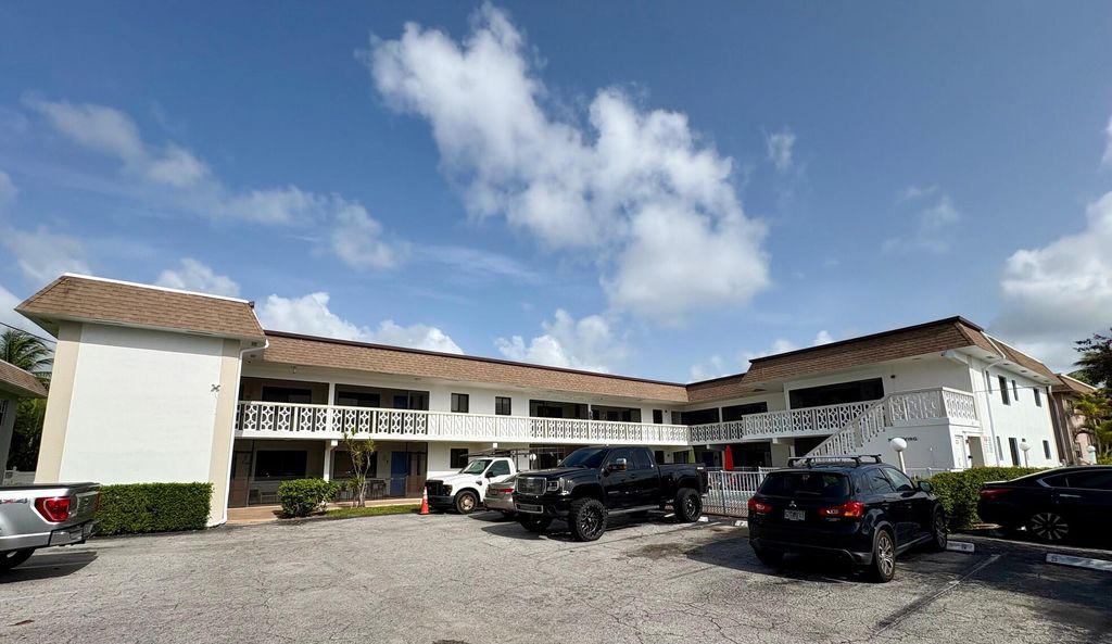 Photo of 305 SE 9th Avenue #8, Pompano Beach, FL 33060 (MLS # R11168134)