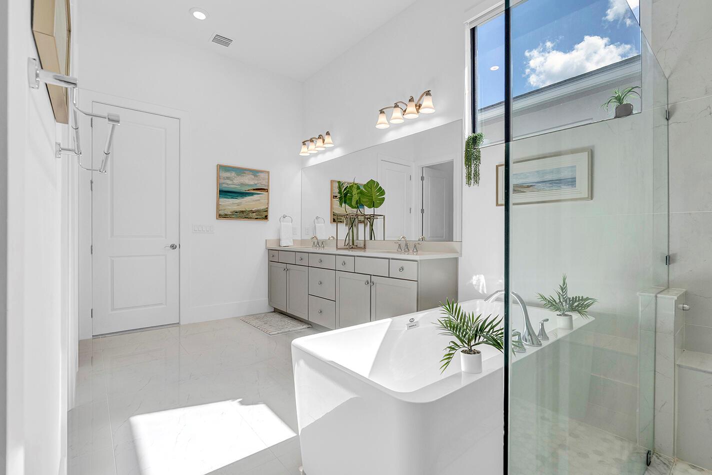 CRESSWIND PALM BEACH - Residential