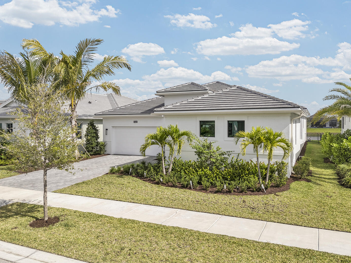 5320 Saint Armands Way