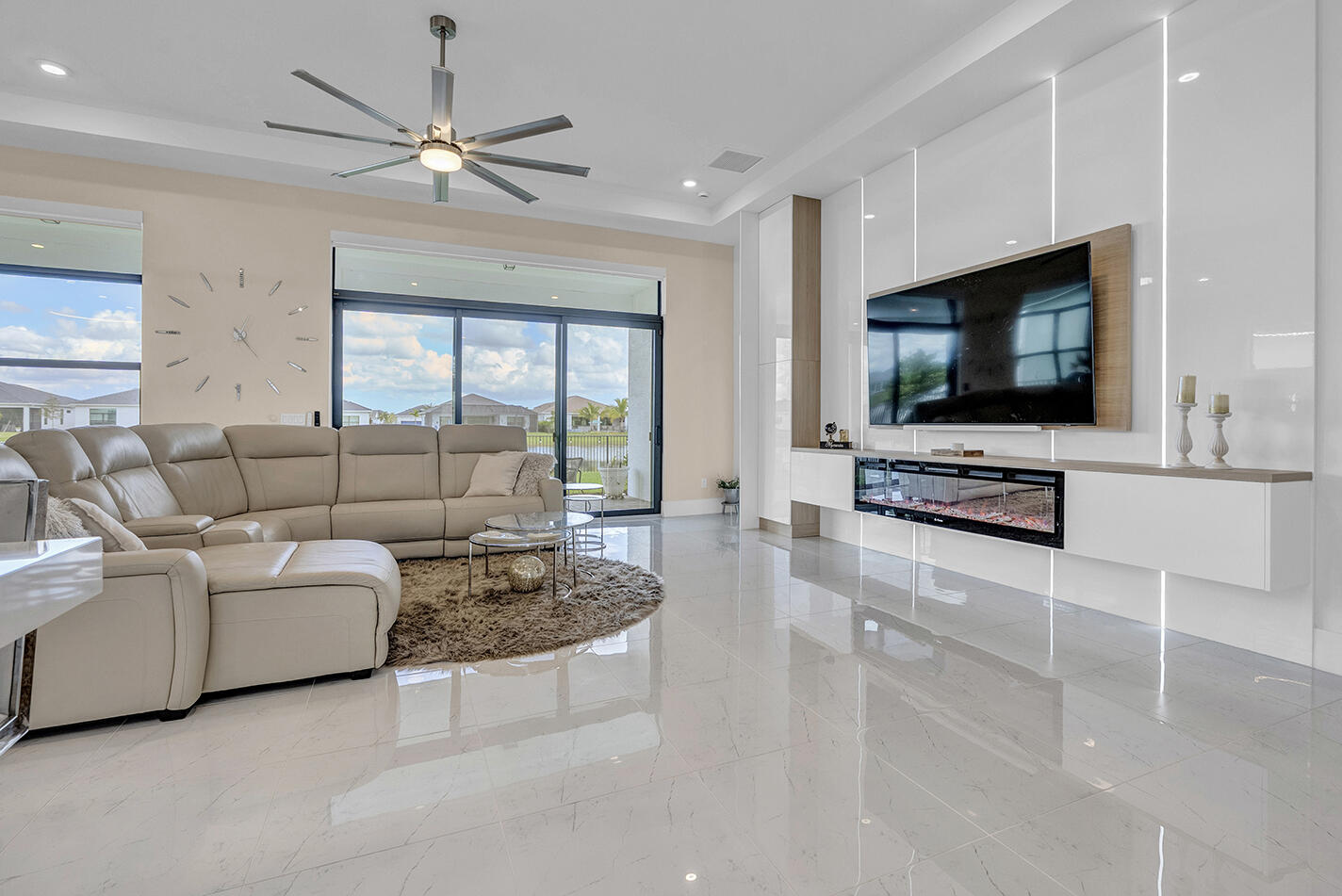 5320 Saint Armands Way