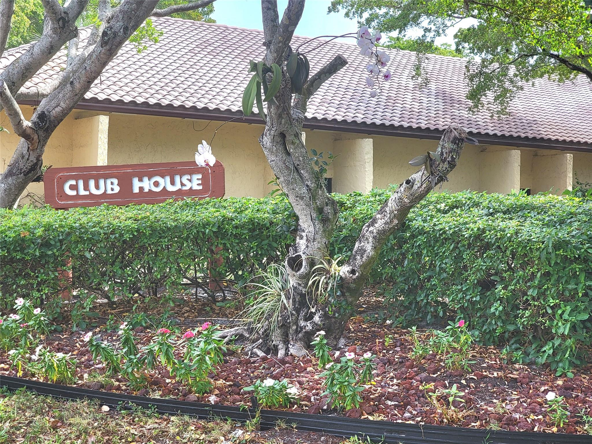 Oakbrook Village - Residential