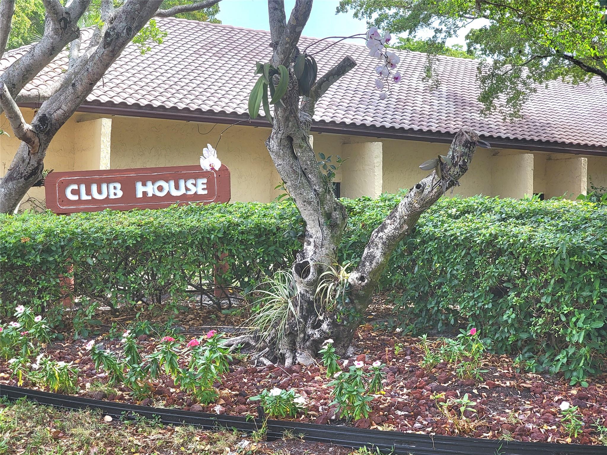 Oakbrook Village - Residential