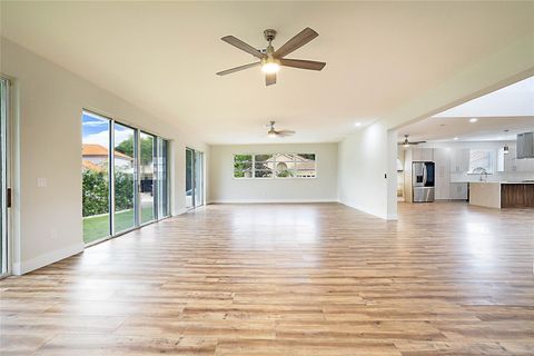 Single Family Residence in Jupiter FL 102 St Andrews Court Ct 18.jpg