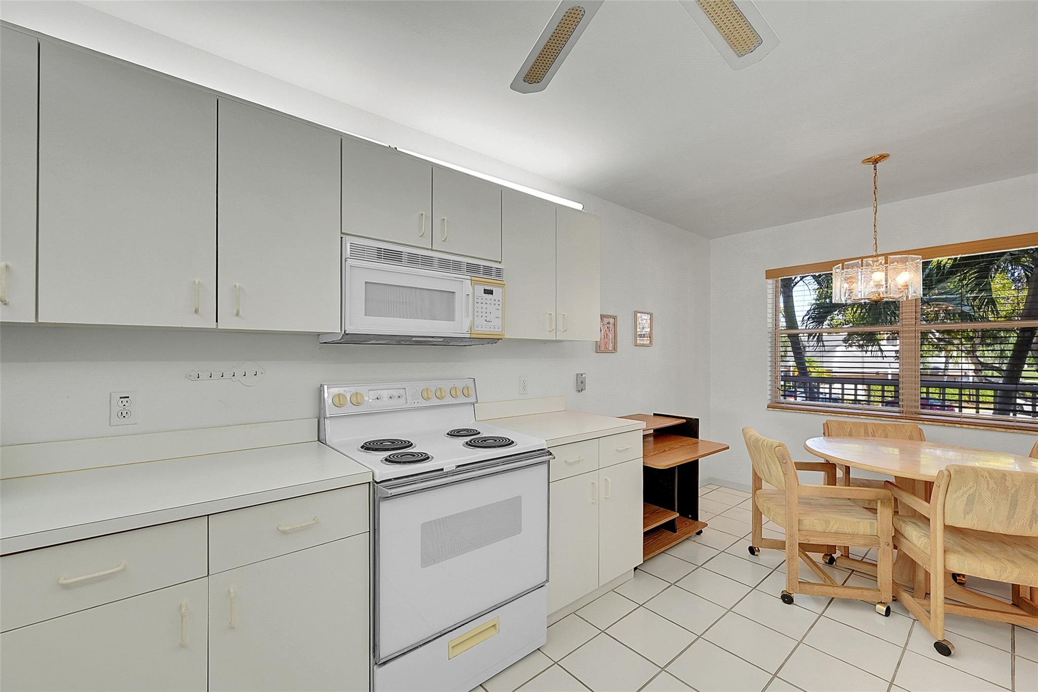 Sunrise Lakes Phase IV - Residential