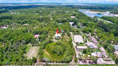 A home in Loxahatchee