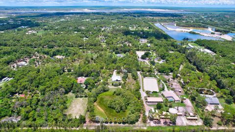 A home in Loxahatchee