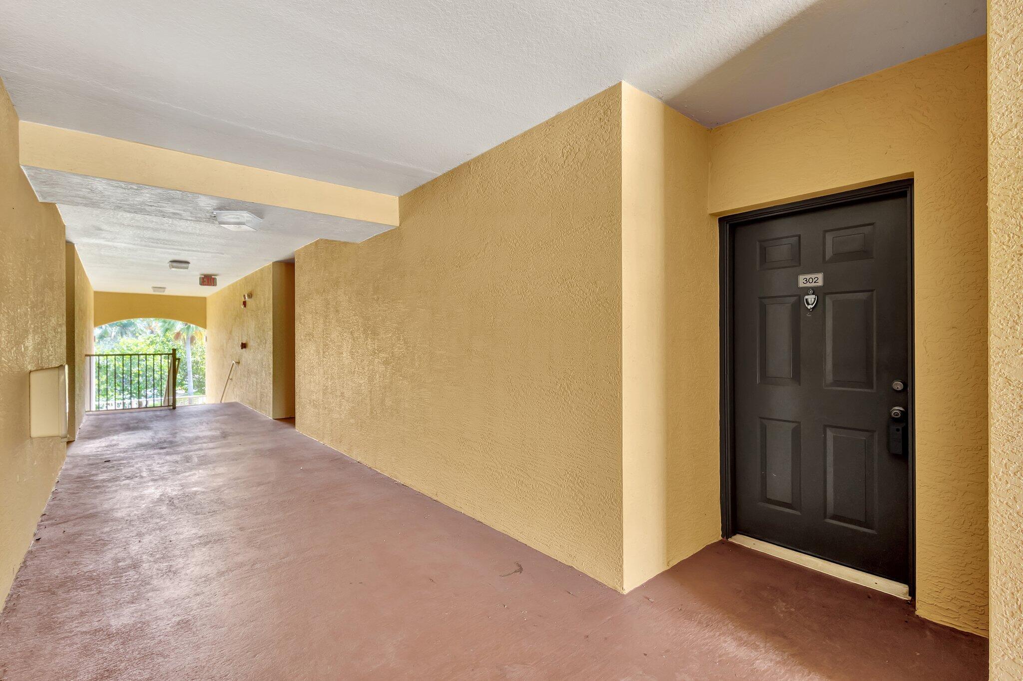 6510 Emerald Dunes Drive 302