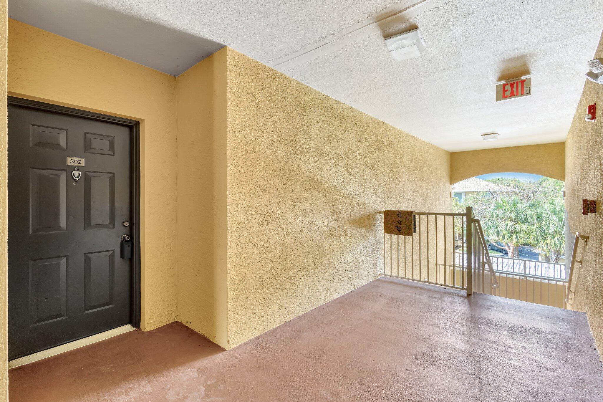 6510 Emerald Dunes Drive 302