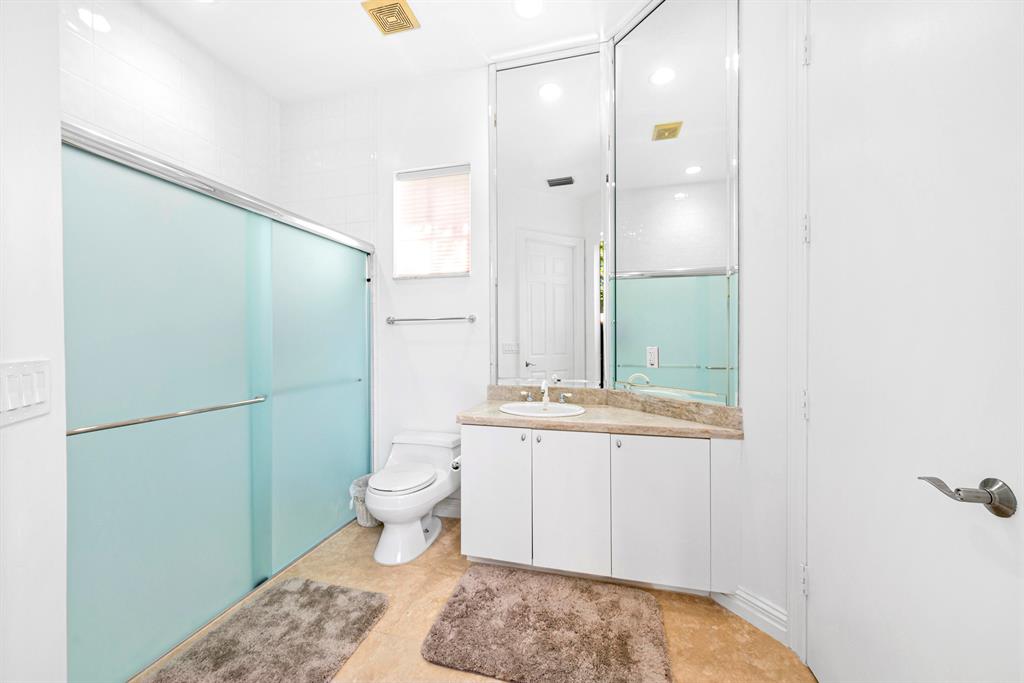 LANTANA POINT - Residential