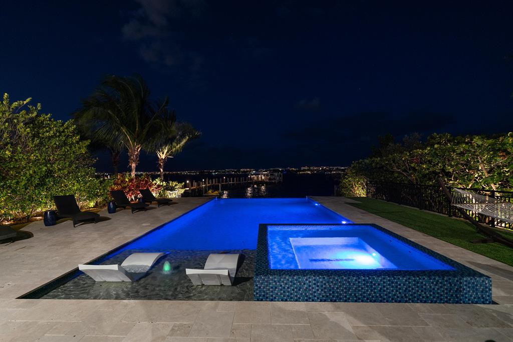 LANTANA POINT - Residential