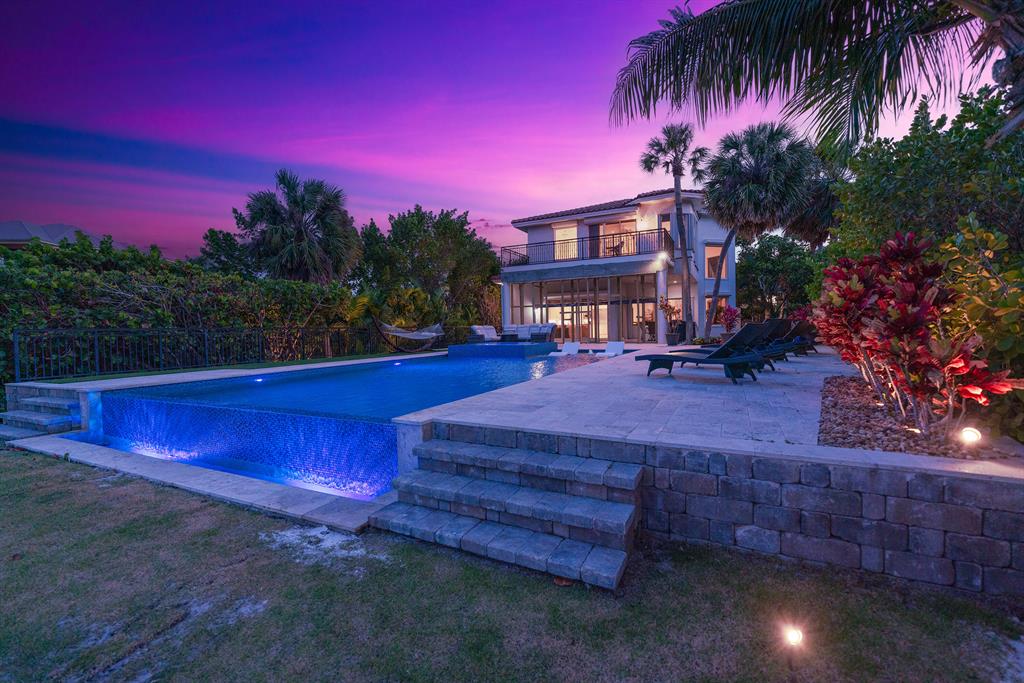 LANTANA POINT - Residential