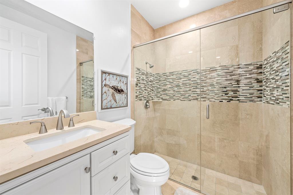 LANTANA POINT - Residential