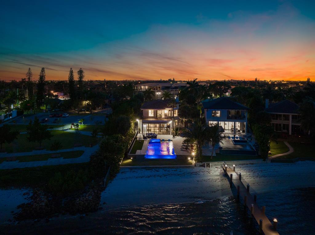 LANTANA POINT - Residential