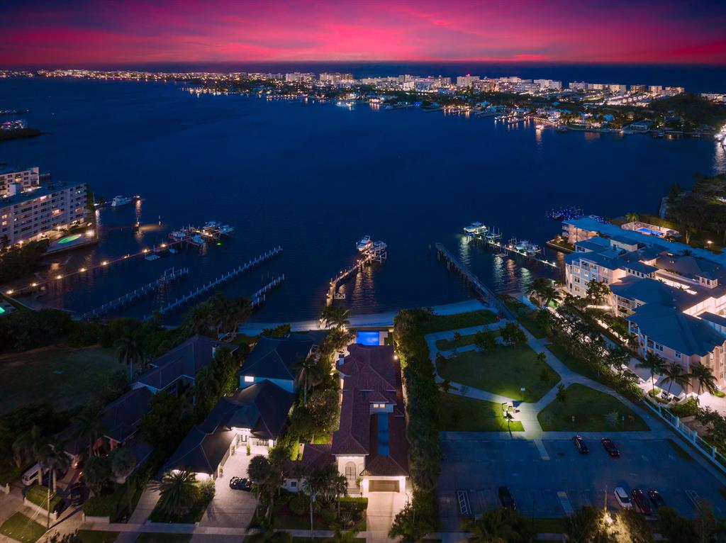 LANTANA POINT - Residential