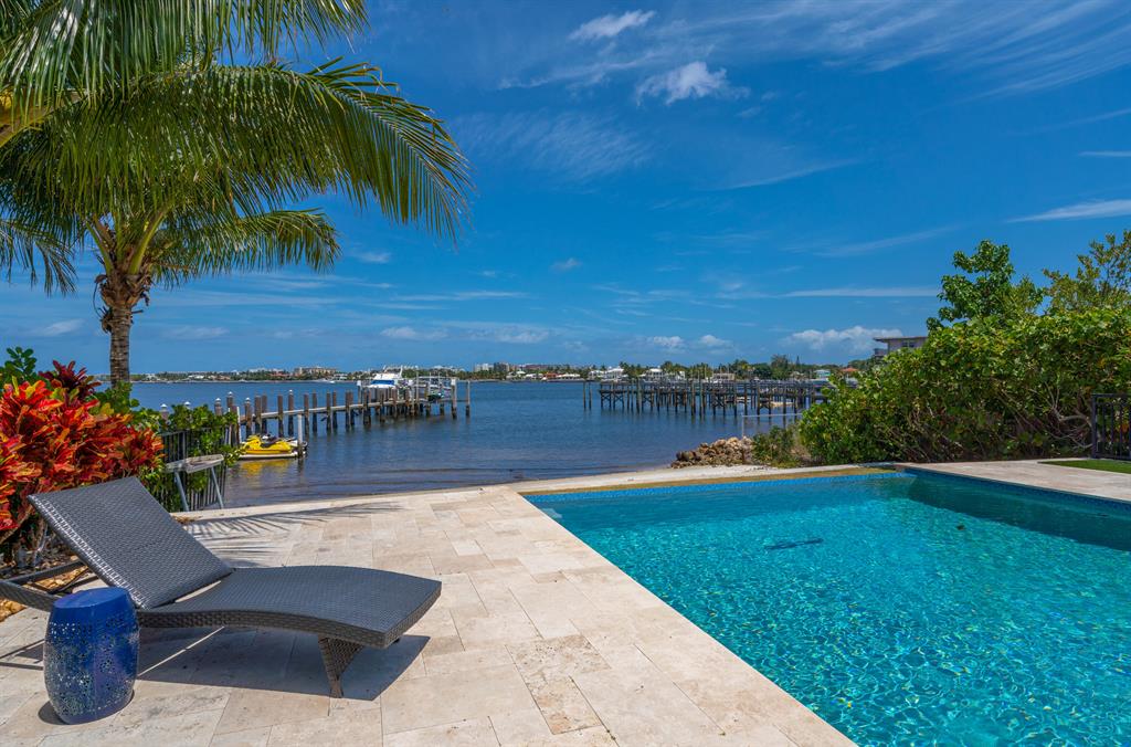 LANTANA POINT - Residential