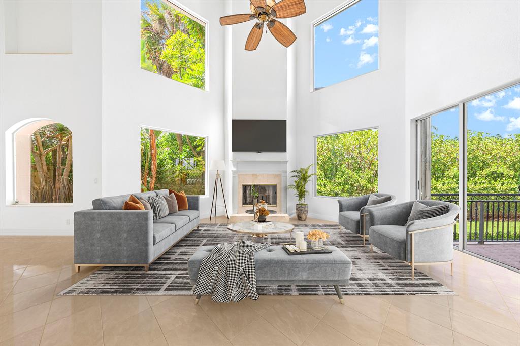 LANTANA POINT - Residential