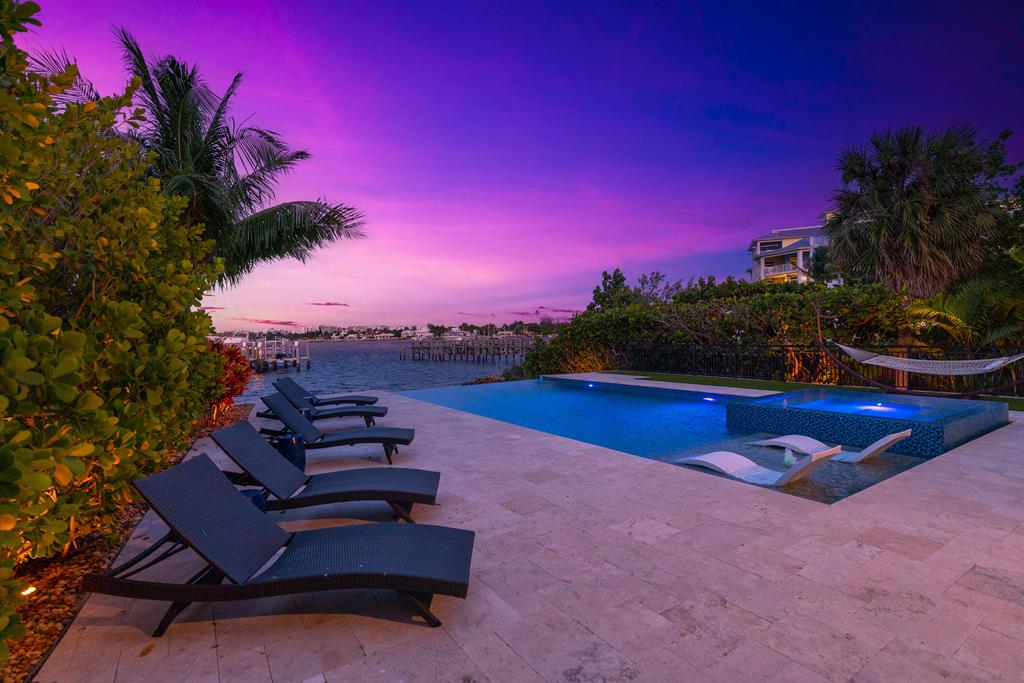 LANTANA POINT - Residential