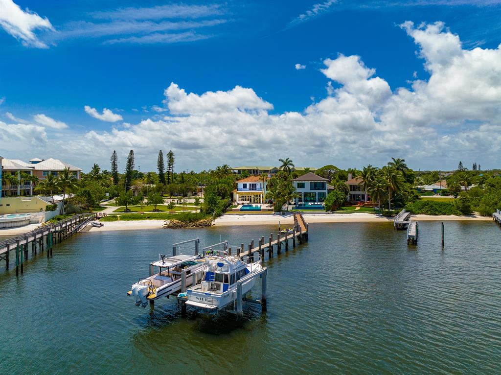 LANTANA POINT - Residential