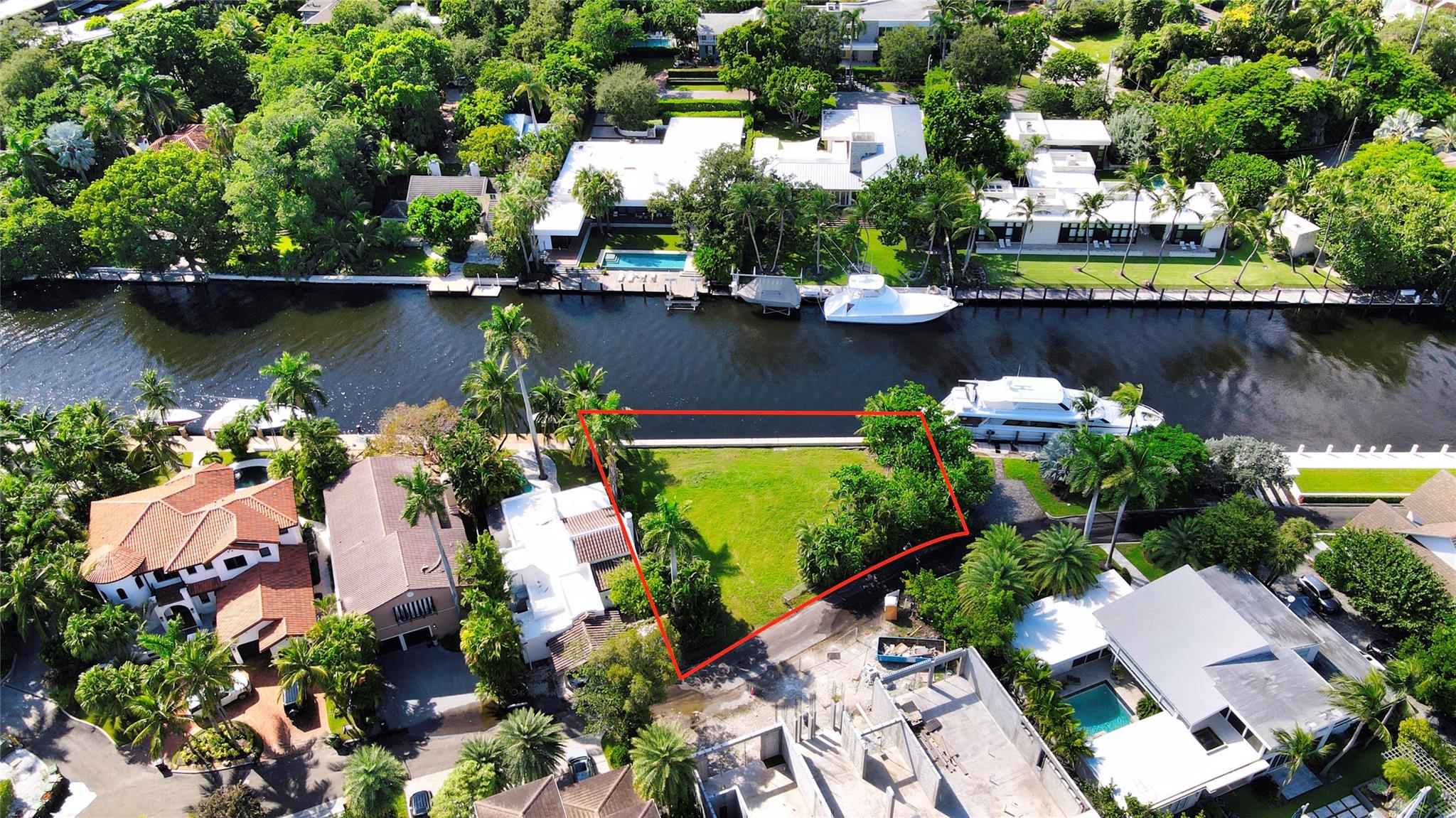 Las Olas Isles - Land