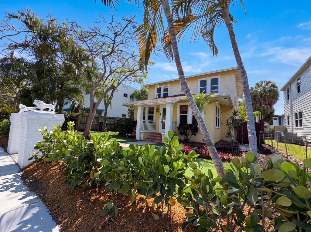 Photo of 207 S Ocean, Lake Worth Beach, FL 33460 (MLS # B26024595)