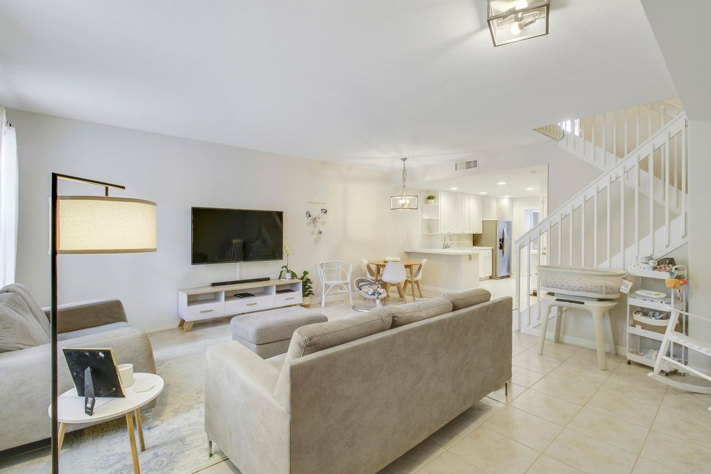 Photo of 347 Legare Court, Jupiter, FL 33458 (MLS # R10977675)