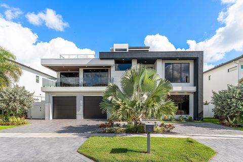 Tiny photo for 245 NE 6th Court, Boca Raton, FL 33432 (MLS # R11135932)