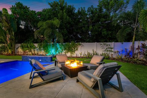 Tiny photo for 245 NE 6th Court, Boca Raton, FL 33432 (MLS # R11135932)