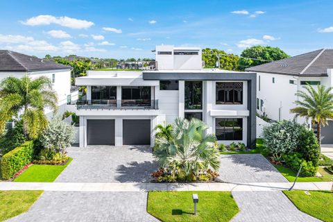 Tiny photo for 245 NE 6th Court, Boca Raton, FL 33432 (MLS # R11135932)