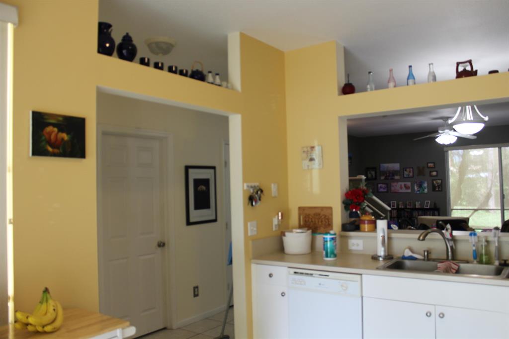 CHARTER CLUB OF PALM BEACH - Residential