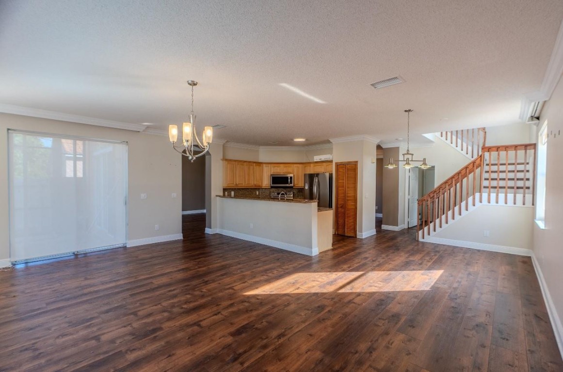 Twin Acres 154-15 B - Residential Lease