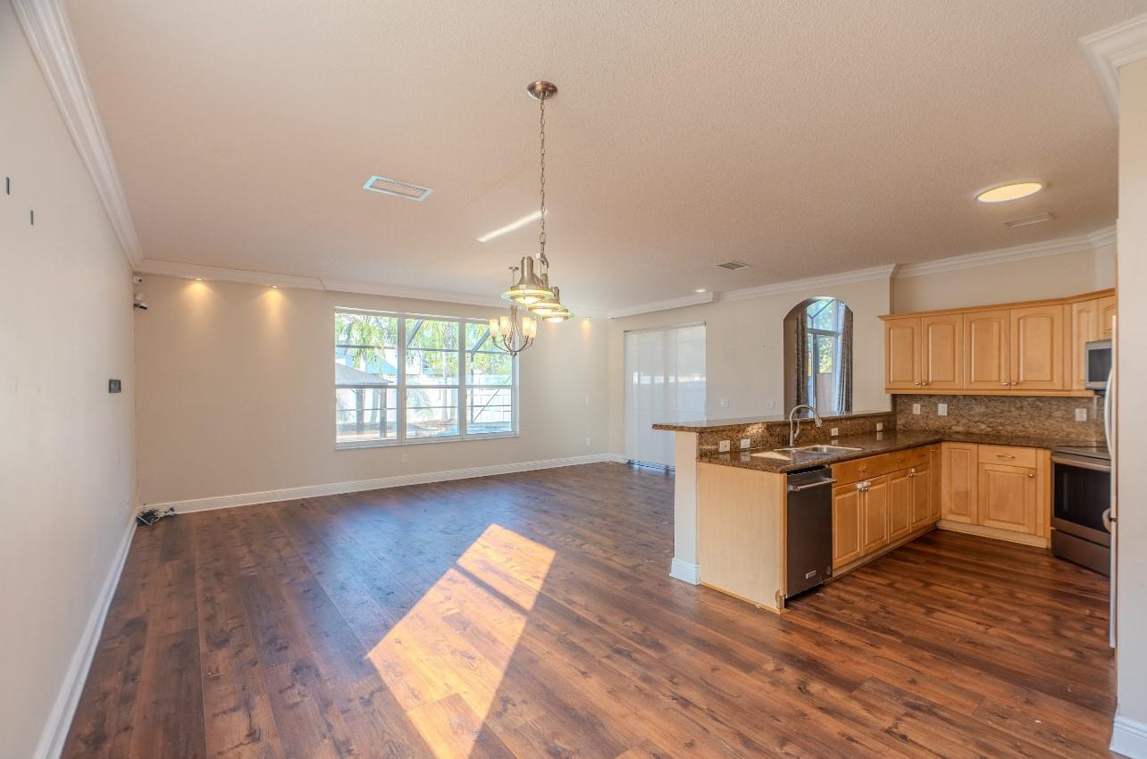 Twin Acres 154-15 B - Residential Lease