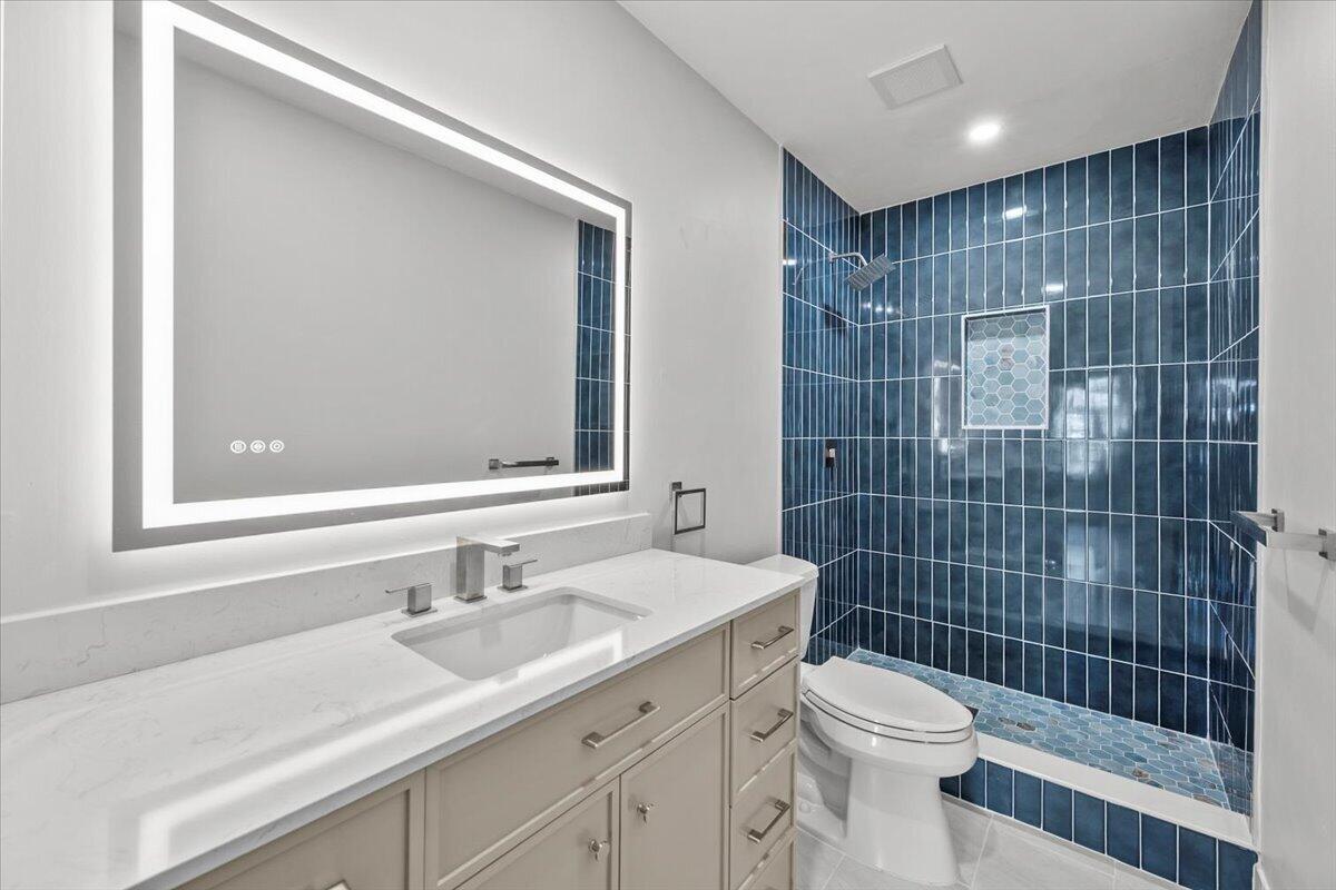 WOODLAKE ISLES - Residential