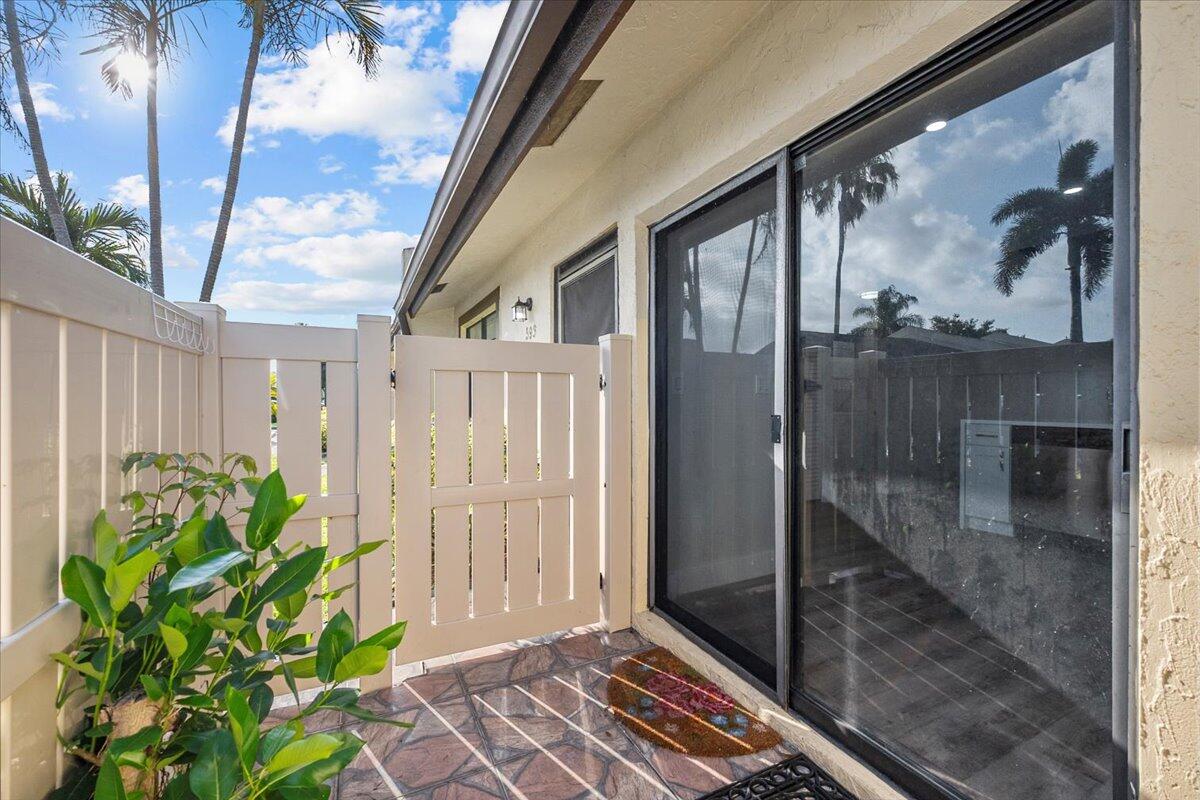 WOODLAKE ISLES - Residential