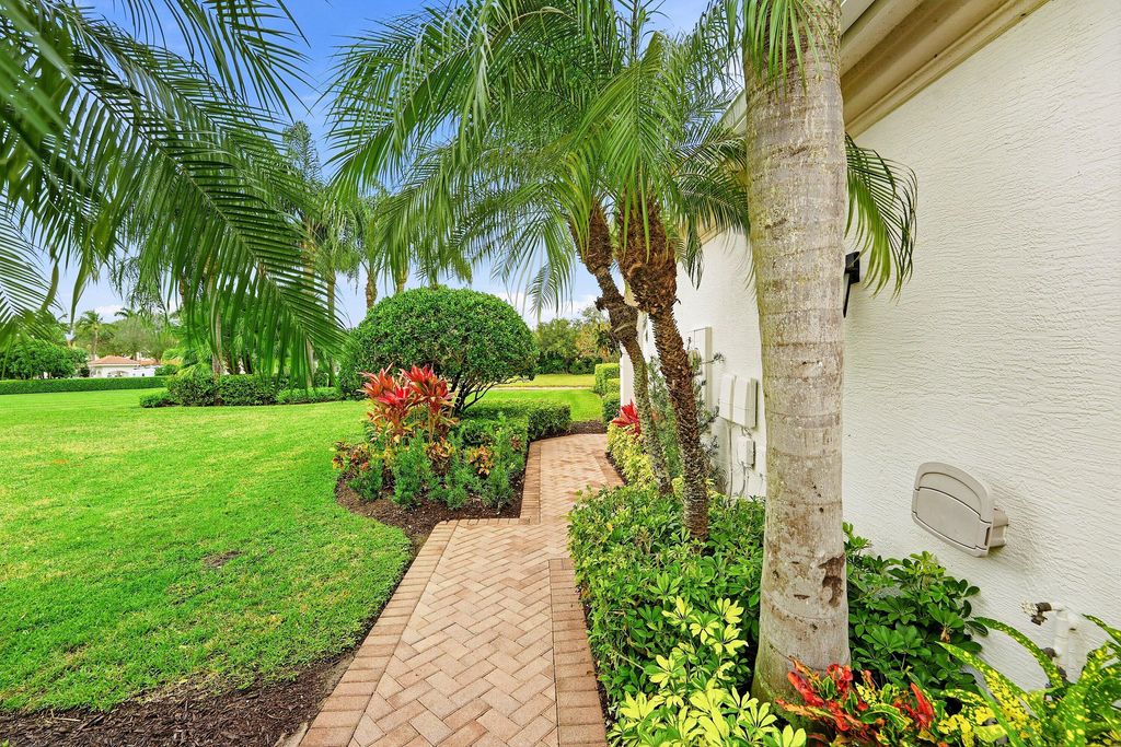 Photo of 120 Palm Bay Drive #C, Palm Beach Gardens, FL 33418 (MLS # R11157652)