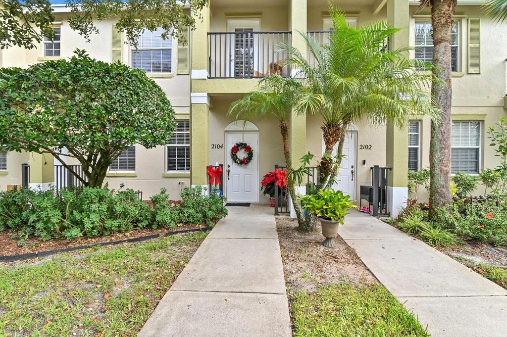 Photo of 2104 SE Grand Drive, Port Saint Lucie, FL 34952 (MLS # R10947189)