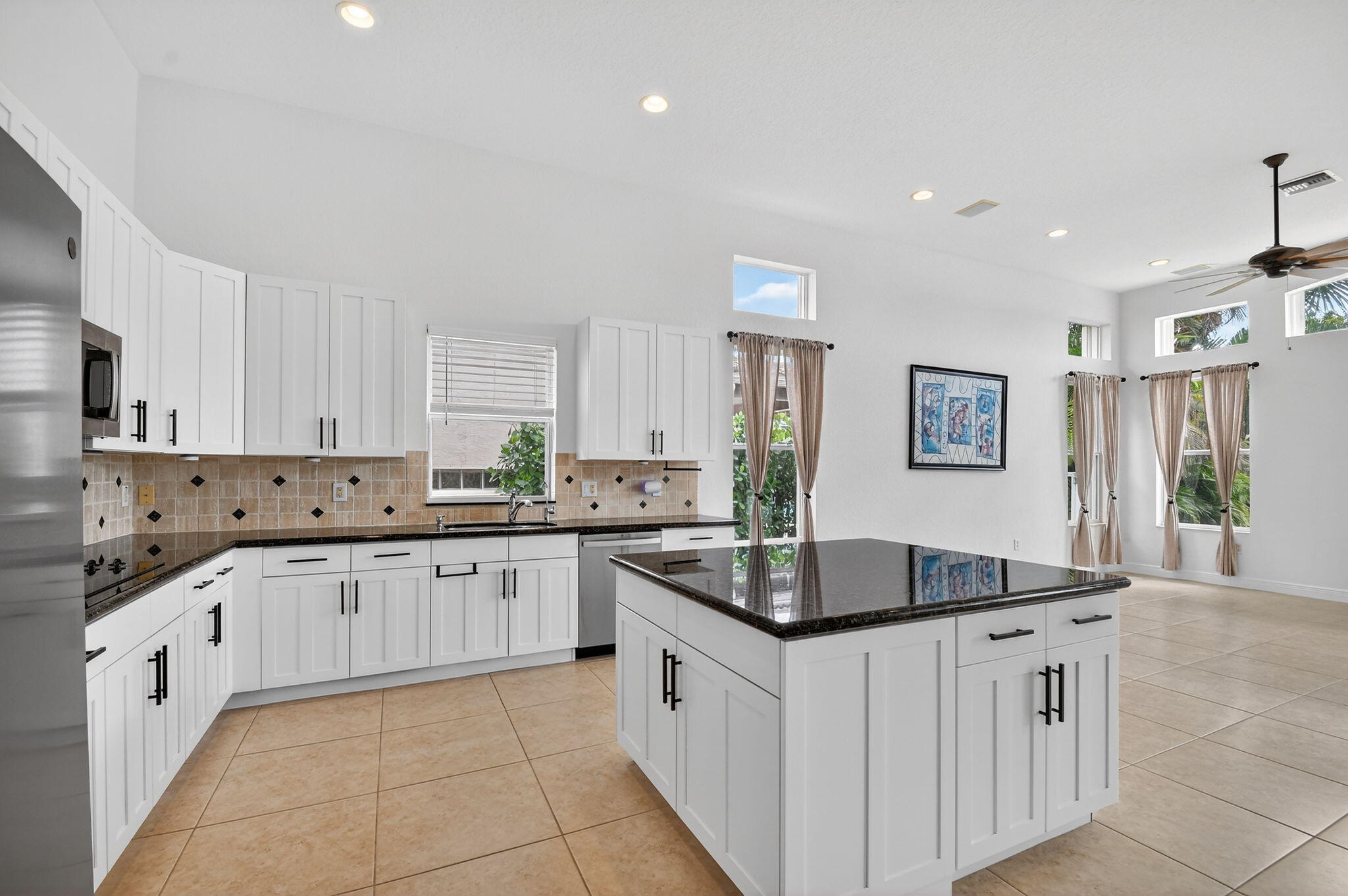 SATURNIA ISLES 4 - Residential