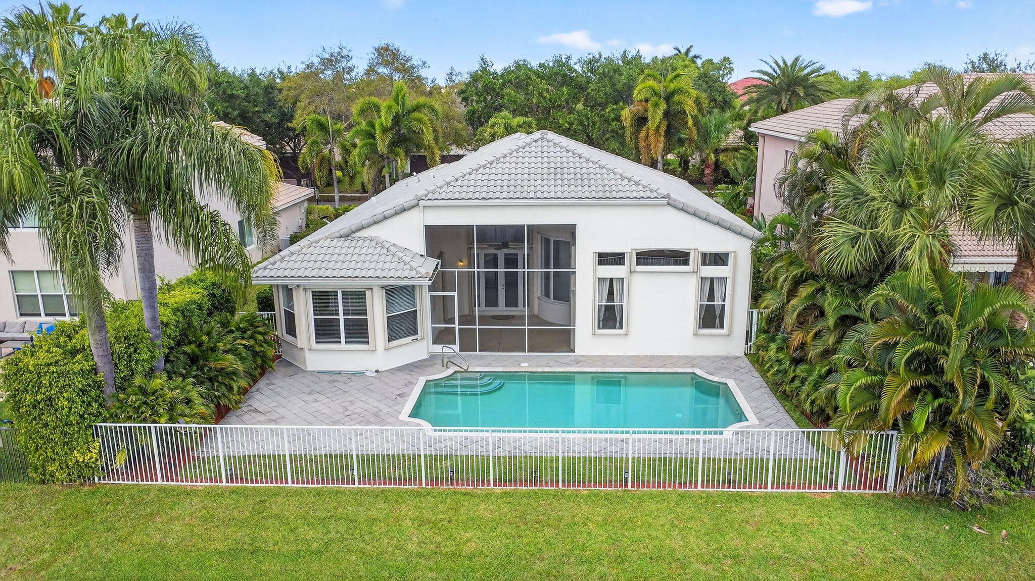 SATURNIA ISLES 4 - Residential