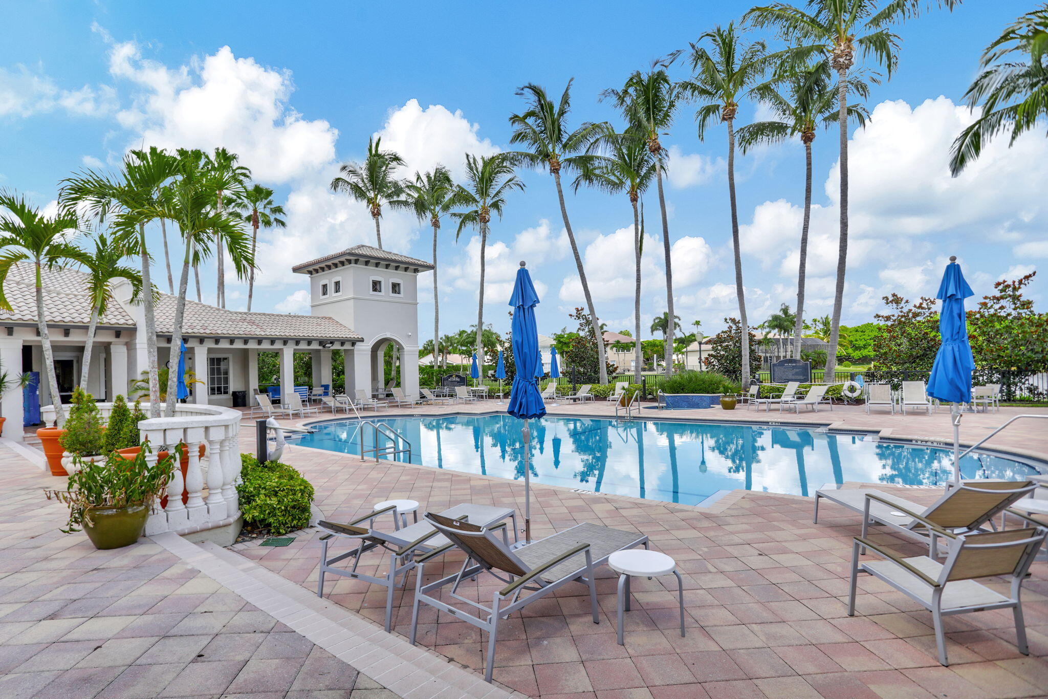 SATURNIA ISLES 4 - Residential