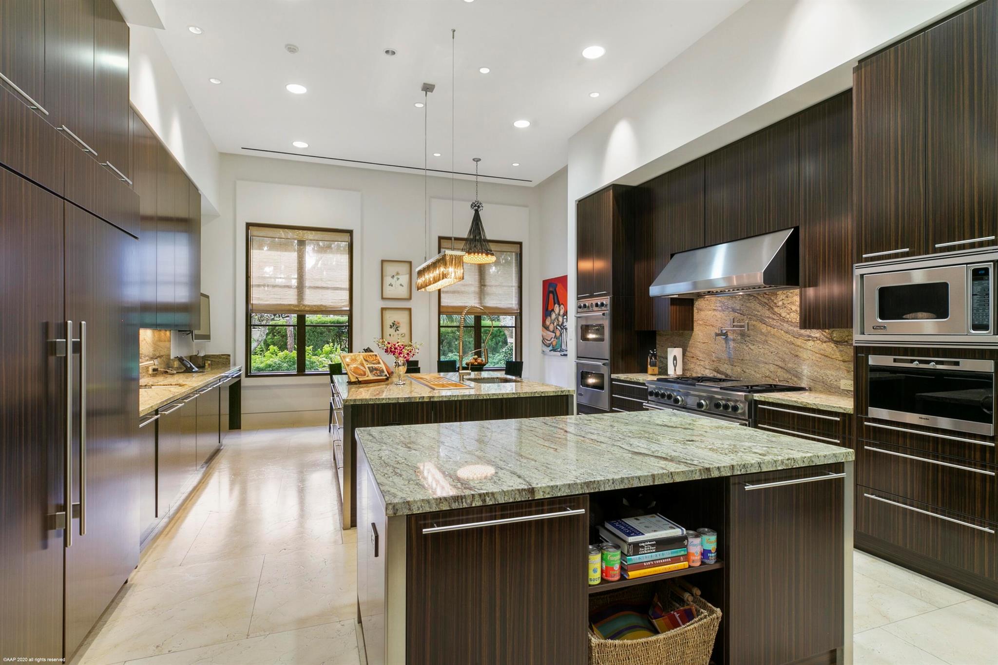 BEARS CLUB - Residential