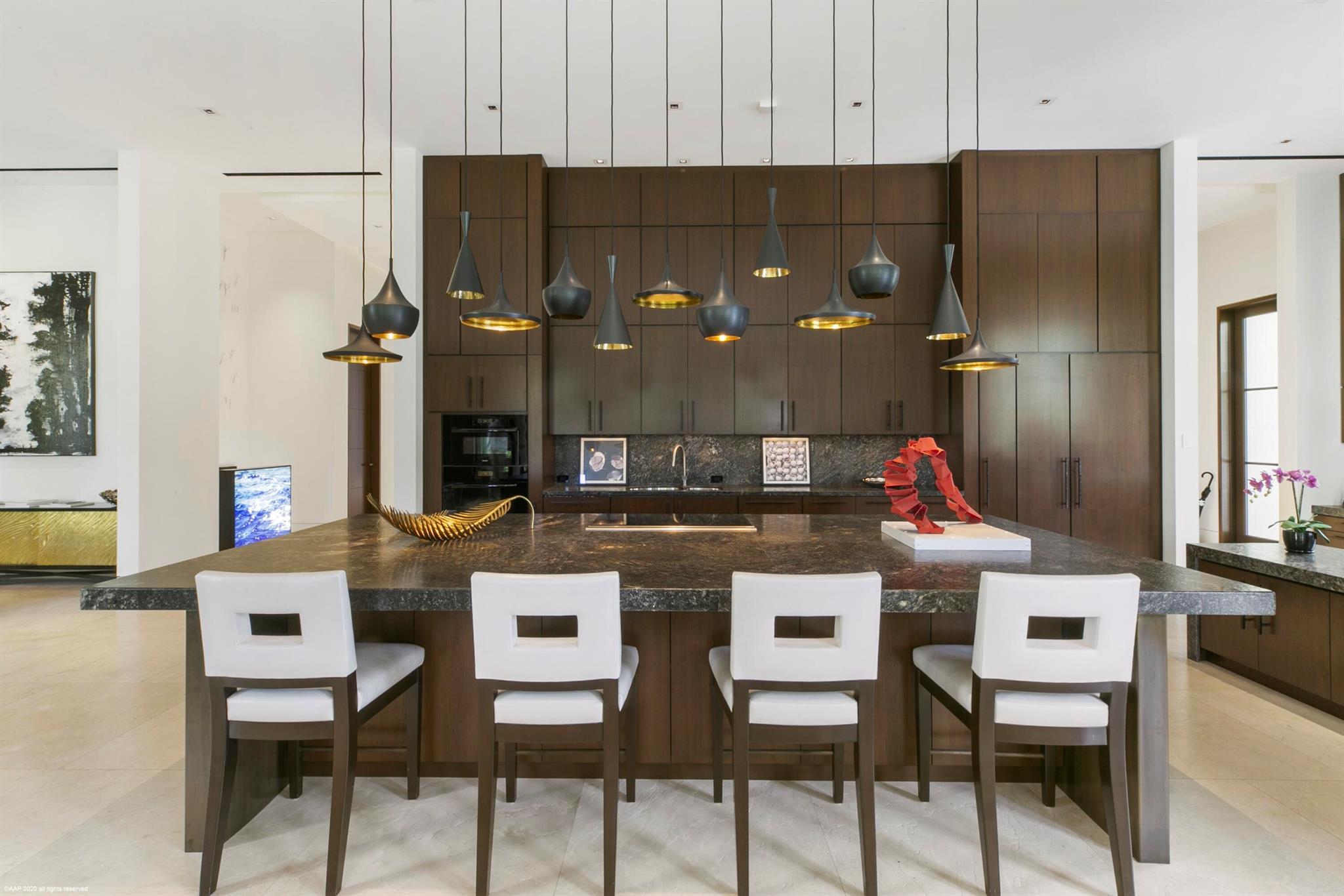 BEARS CLUB - Residential