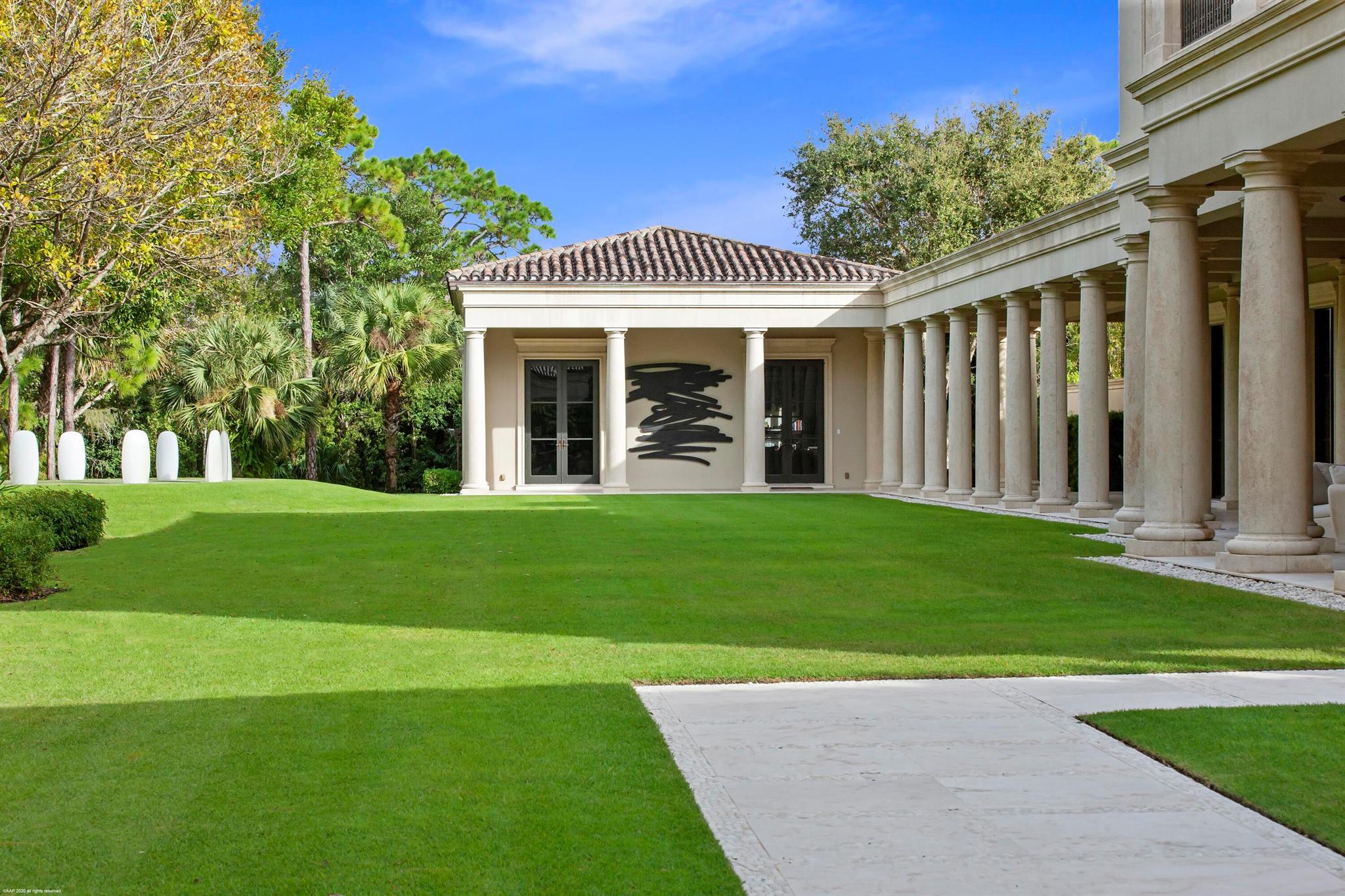 BEARS CLUB - Residential