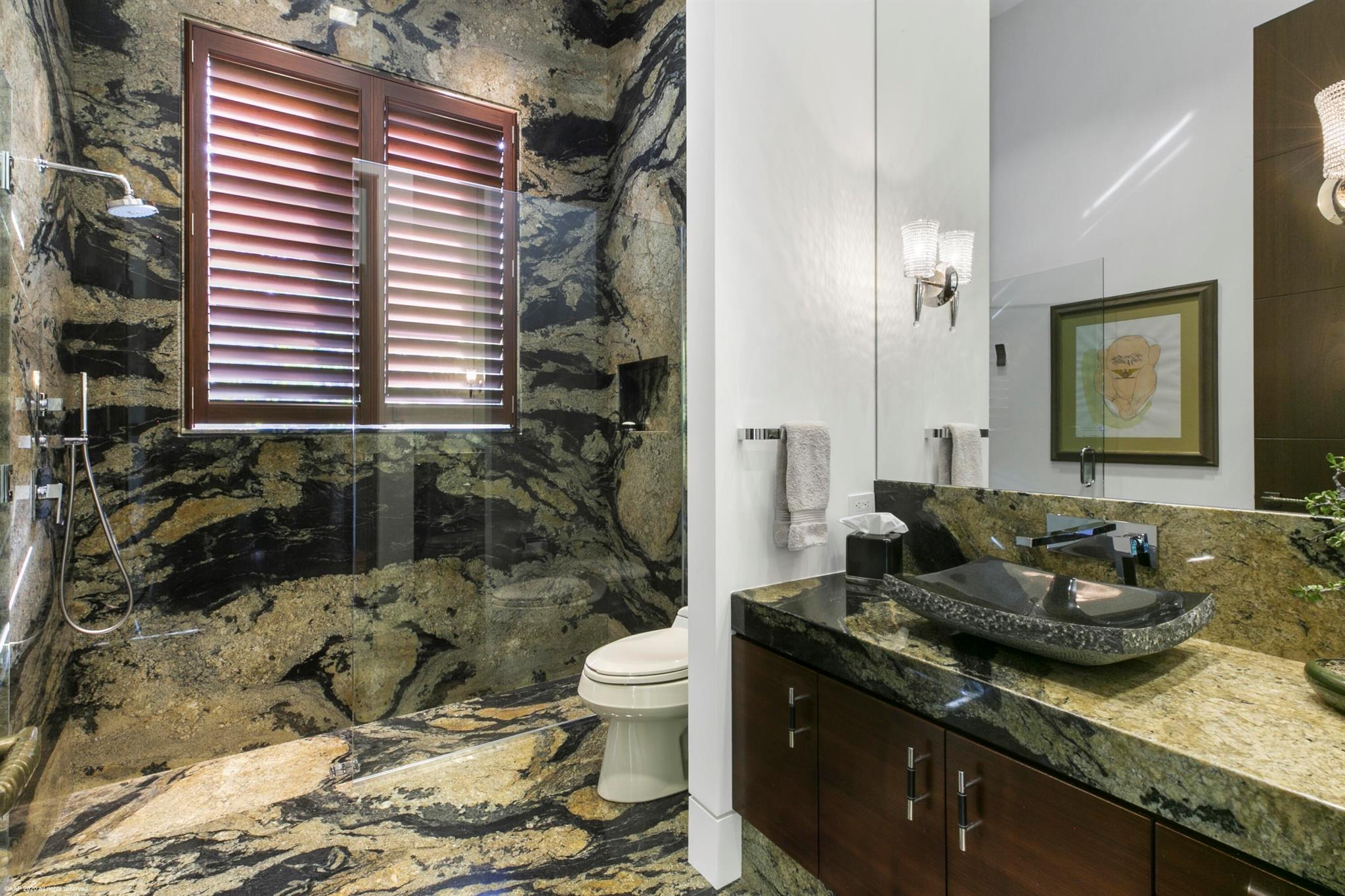 BEARS CLUB - Residential