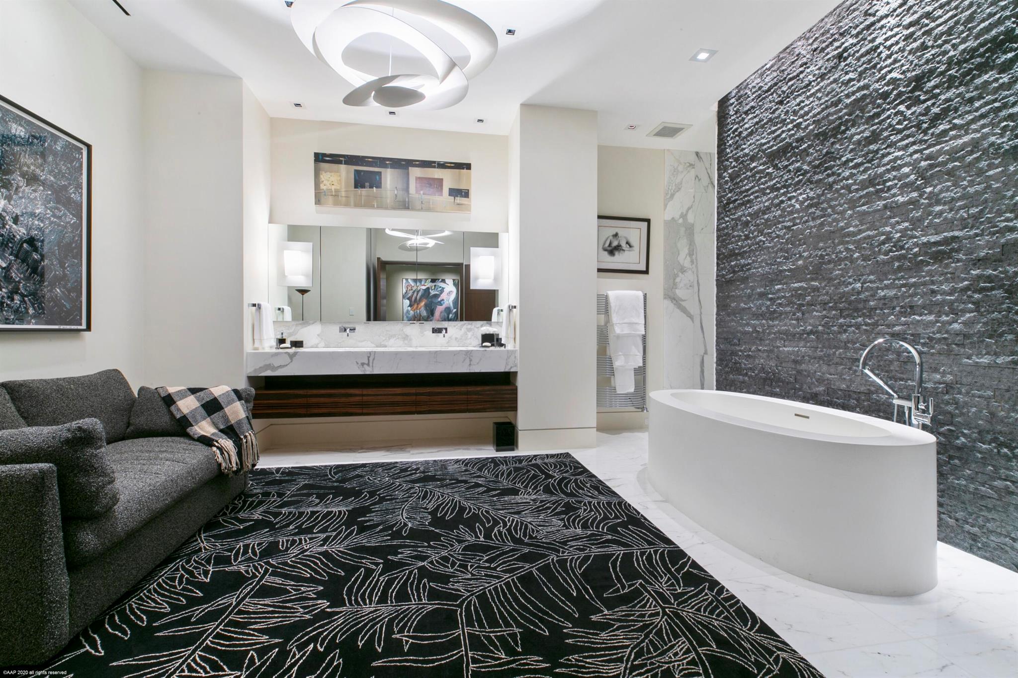 BEARS CLUB - Residential