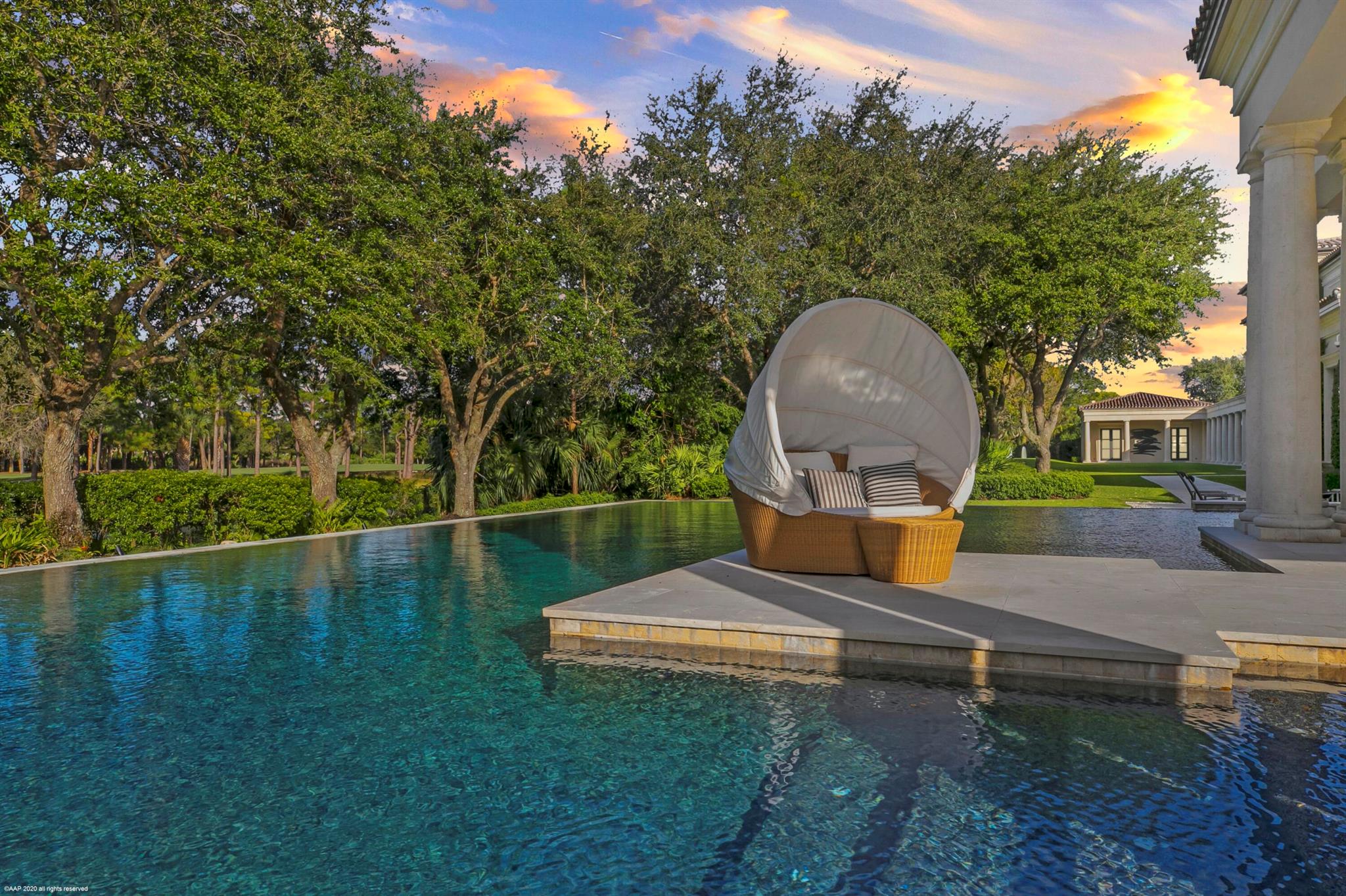 BEARS CLUB - Residential