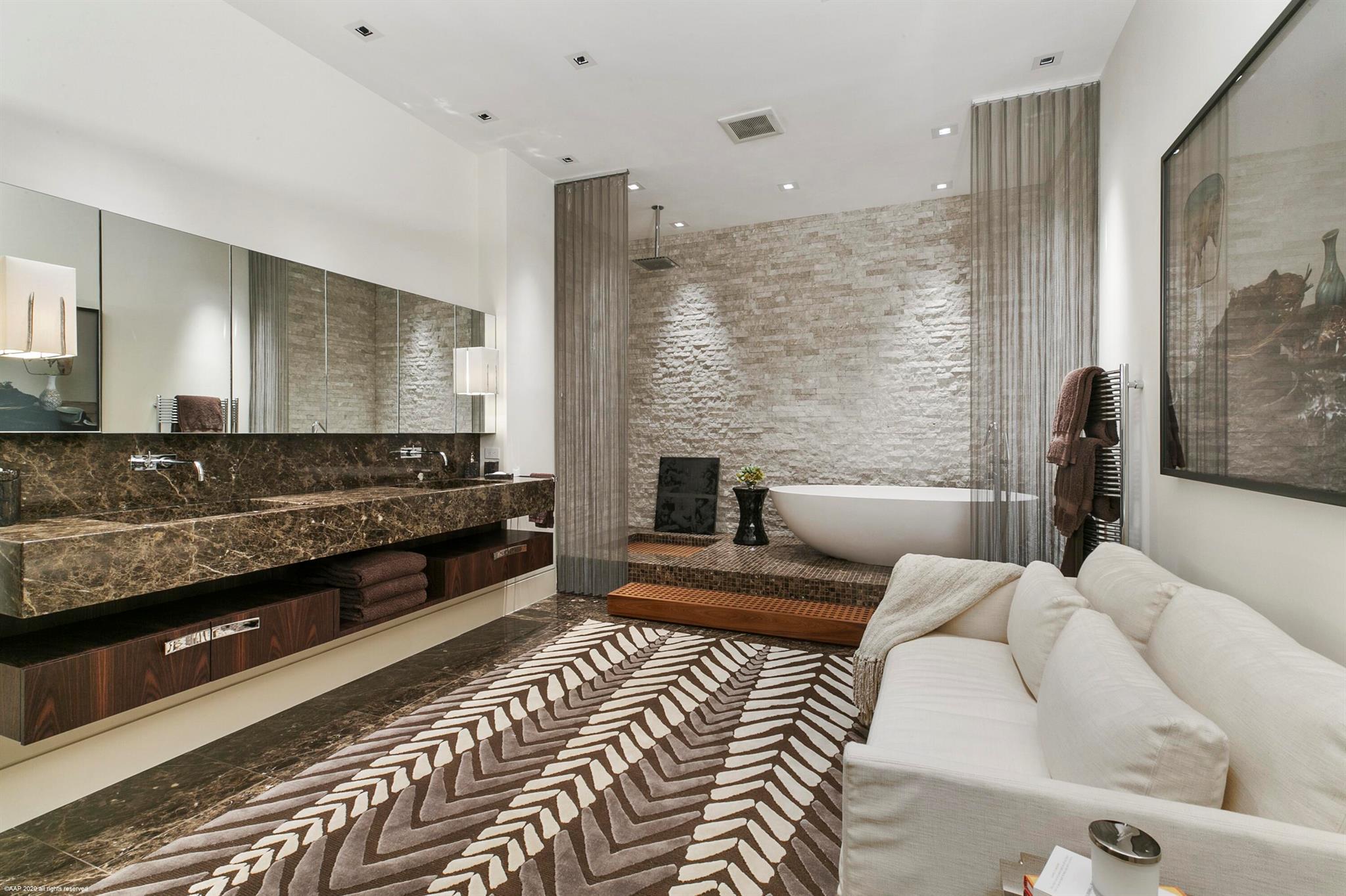 BEARS CLUB - Residential