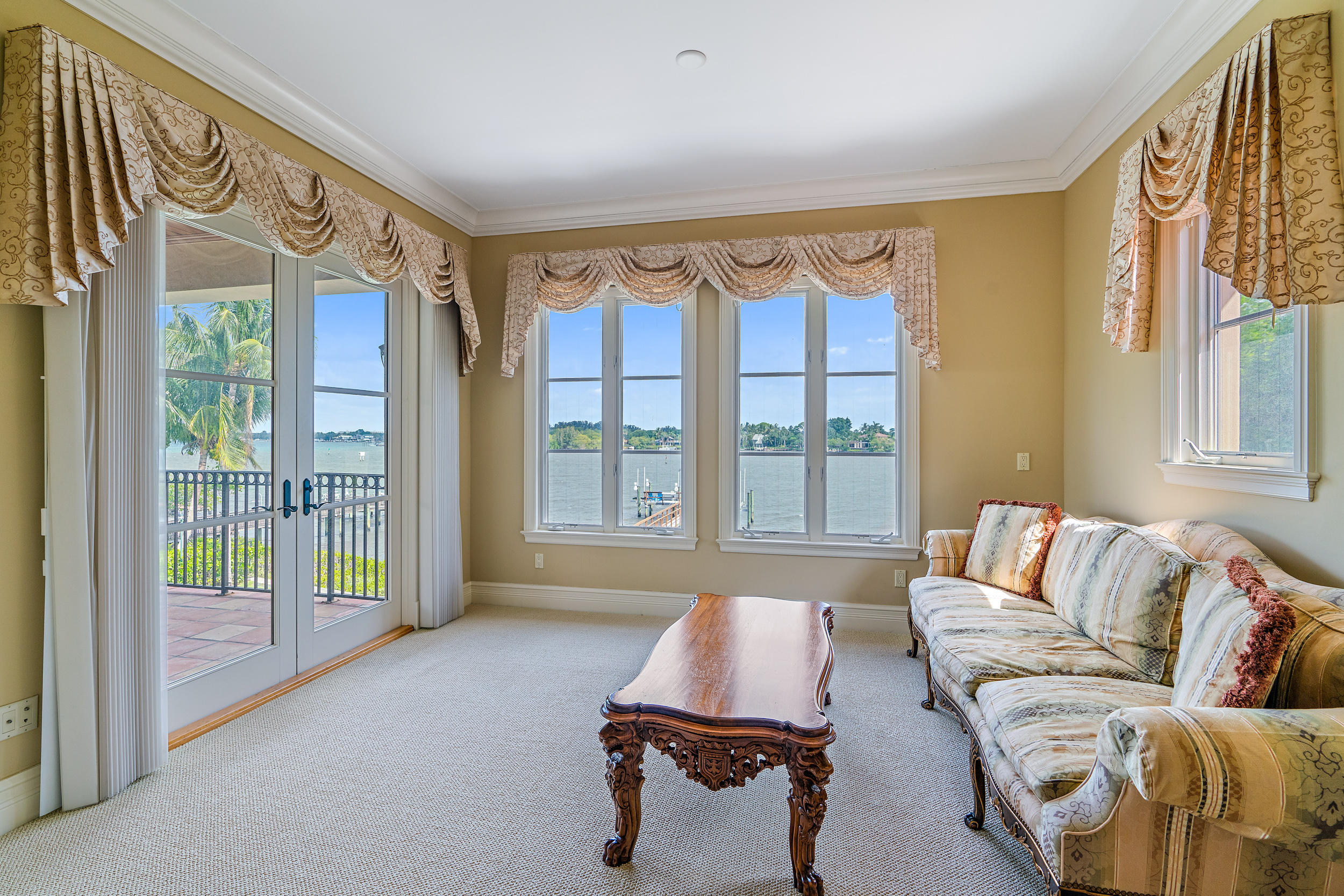 Pennock Point - Residential