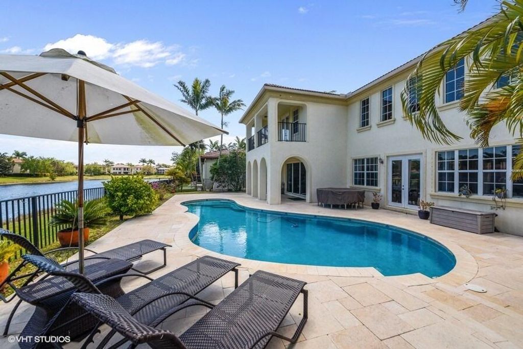 Photo of 1428 Barlow Court, Palm Beach Gardens, FL 33410 (MLS # R10982056)